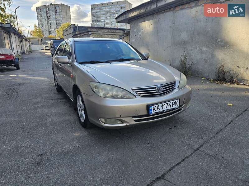 Седан Toyota Camry 2003 в Киеве фото 10 Седан Toyota Camry 2003 в Киеве