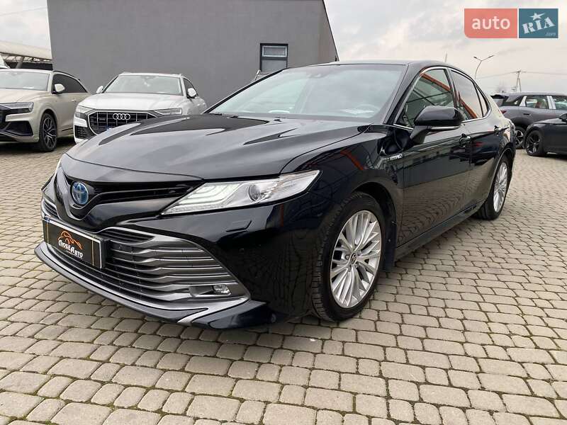 Седан Toyota Camry 2020 в Львові фото 3 Седан Toyota Camry 2020 в Львові