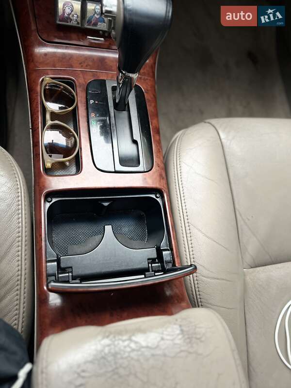 Седан Toyota Camry 2005 в Києві