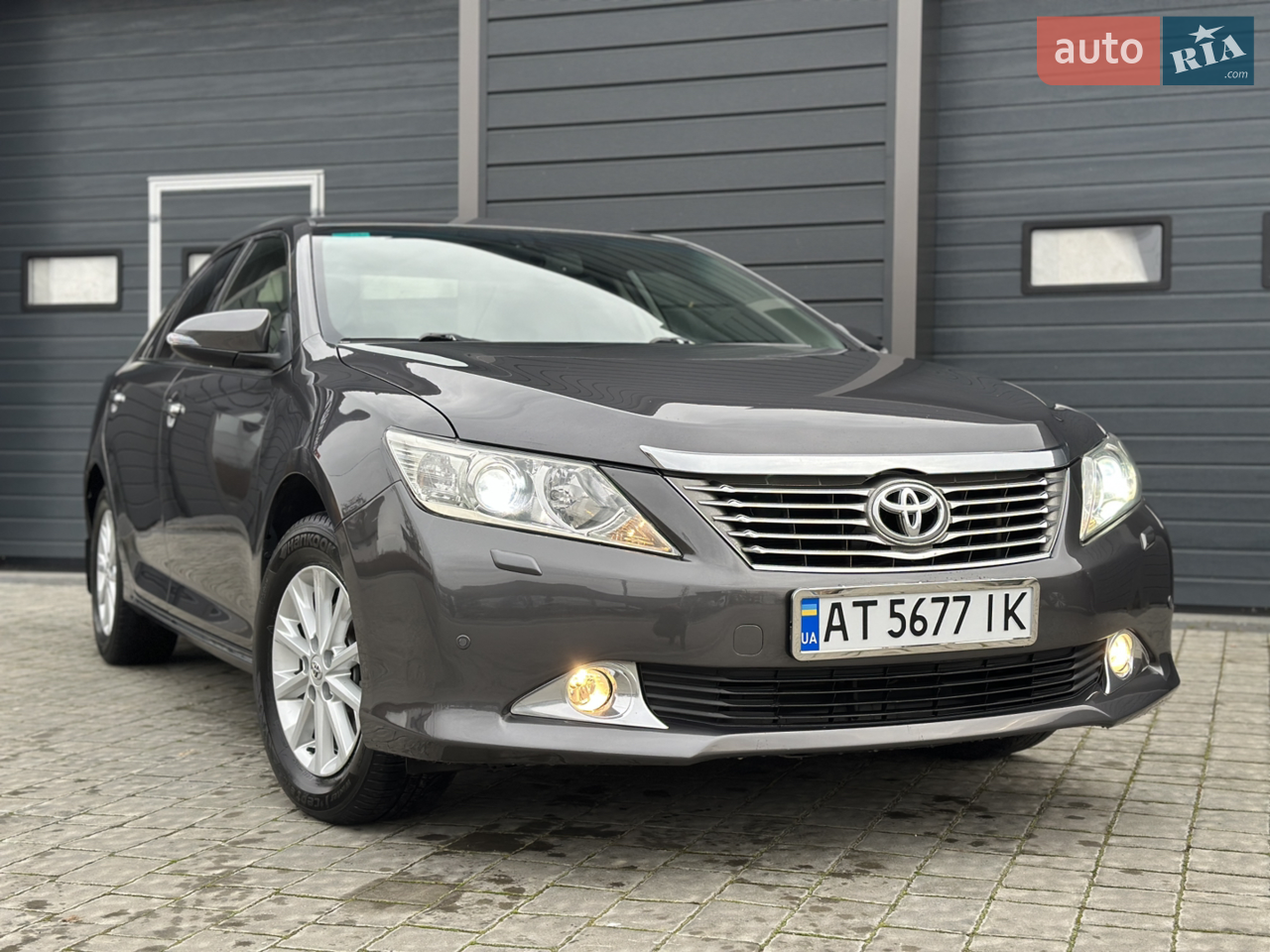 2013 Toyota Camry - мініатюра 18