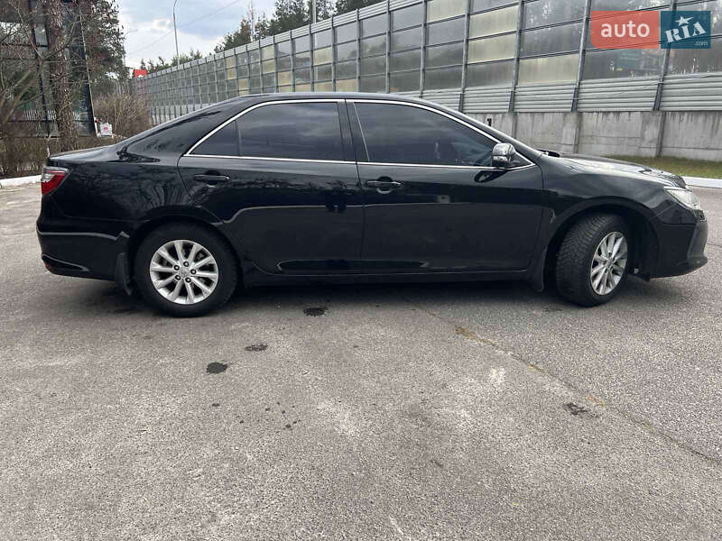 Седан Toyota Camry 2016 в Киеве фото 3 Седан Toyota Camry 2016 в Киеве