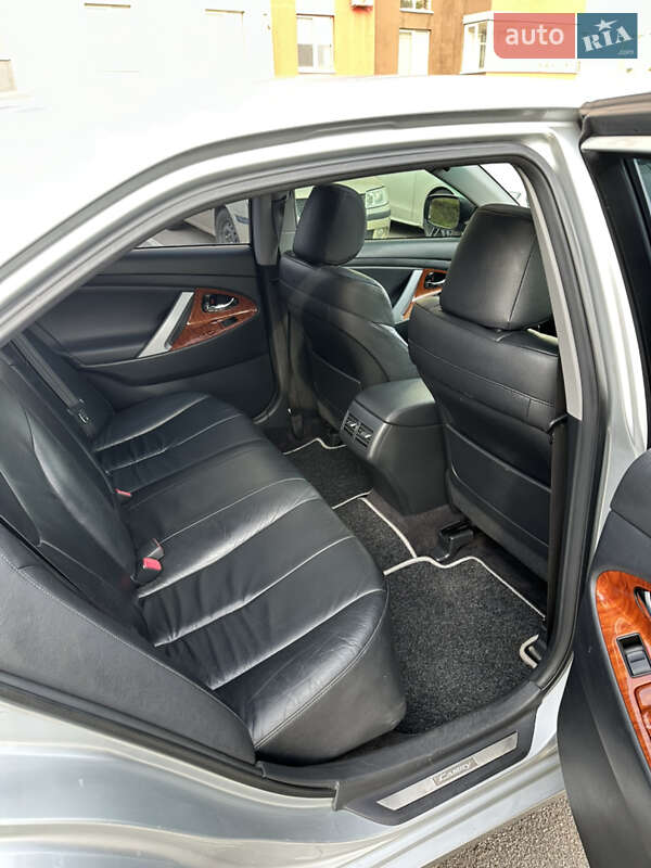 Седан Toyota Camry 2007 в Буче фото 11 Седан Toyota Camry 2007 в Буче