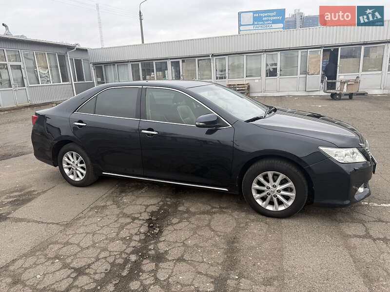 Седан Toyota Camry 2011 в Киеве фото 6 Седан Toyota Camry 2011 в Киеве