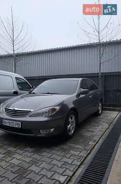 Седан Toyota Camry 2002 в Одессе