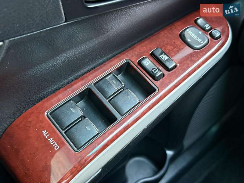 Седан Toyota Camry 2011 в Києві