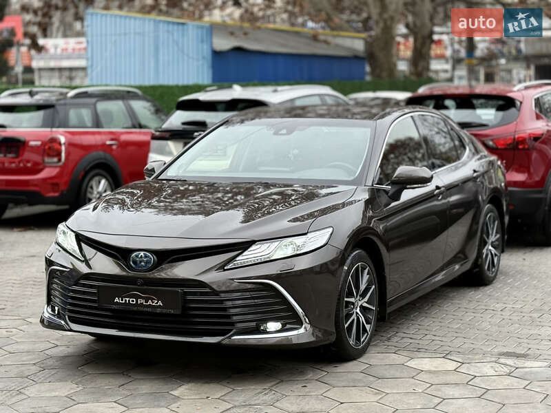 Седан Toyota Camry 2021 в Одессе
