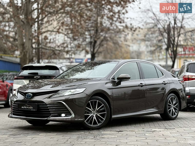Седан Toyota Camry 2021 в Одессе