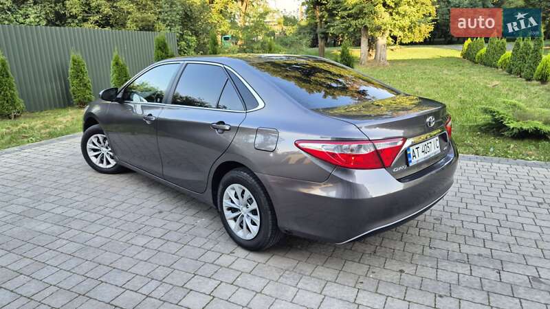 Седан Toyota Camry 2016 в Львові фото 30 Седан Toyota Camry 2016 в Львові