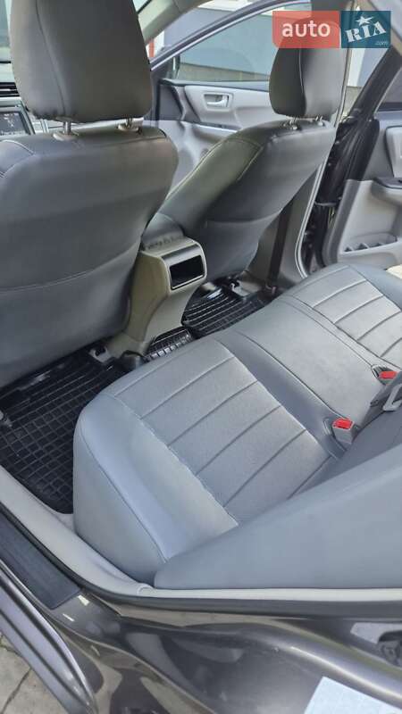 Седан Toyota Camry 2016 в Львові фото 55 Седан Toyota Camry 2016 в Львові