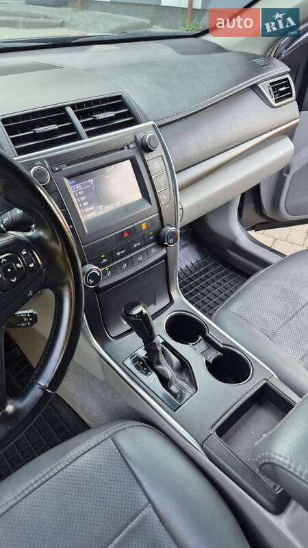 Седан Toyota Camry 2016 в Львові фото 57 Седан Toyota Camry 2016 в Львові