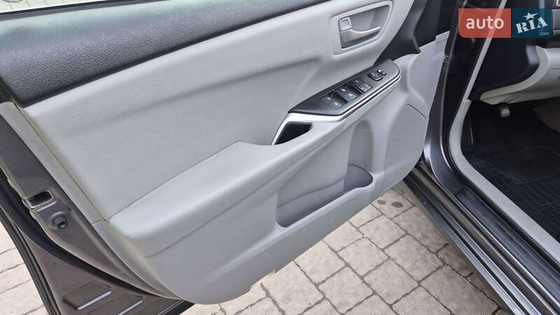 Седан Toyota Camry 2016 в Львові фото 66 Седан Toyota Camry 2016 в Львові