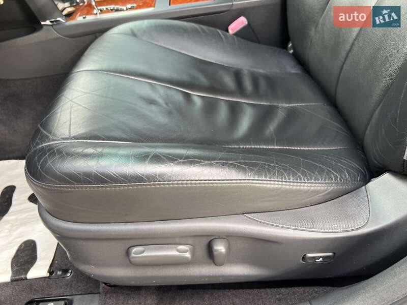 Седан Toyota Camry 2011 в Івано-Франківську