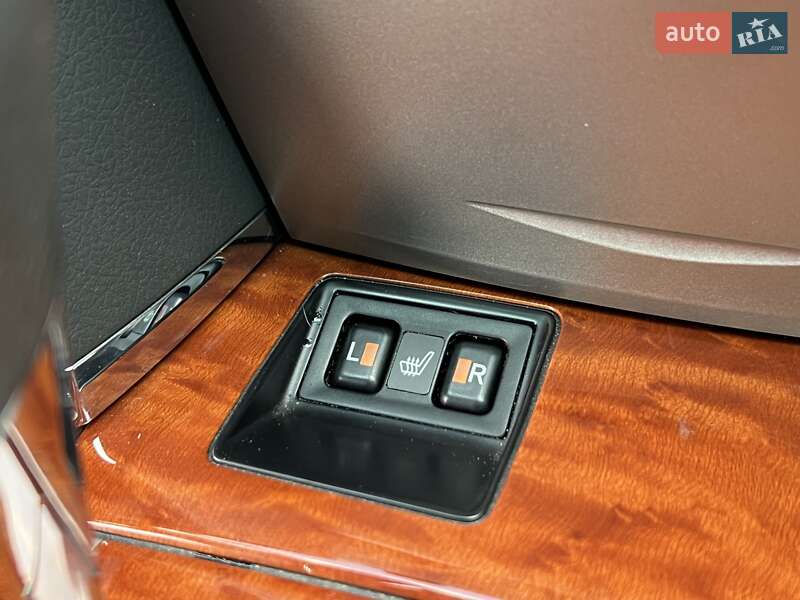 Седан Toyota Camry 2011 в Івано-Франківську