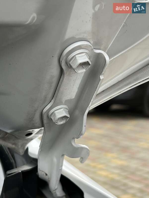 Седан Toyota Camry 2011 в Івано-Франківську