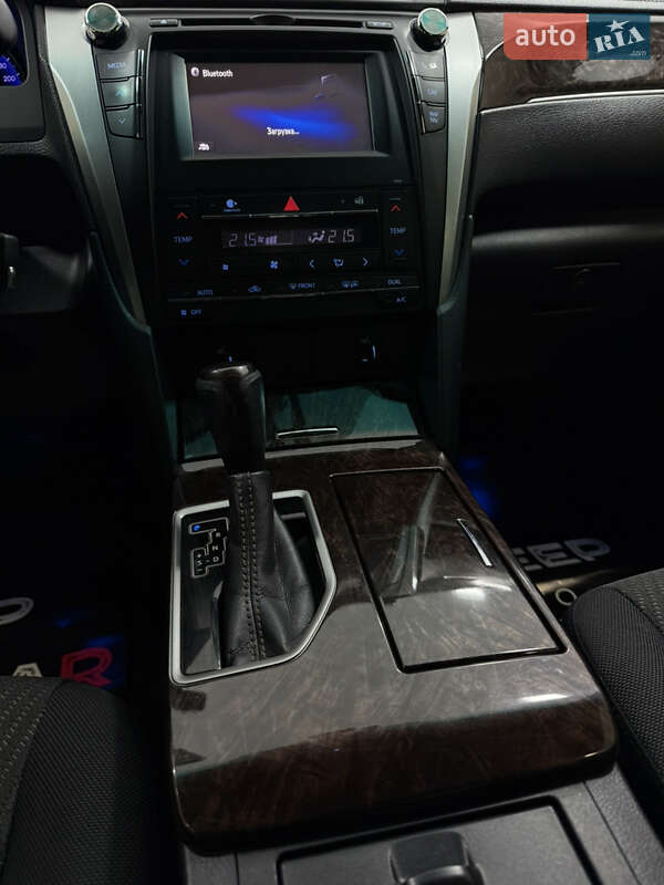 Седан Toyota Camry 2016 в Одесі