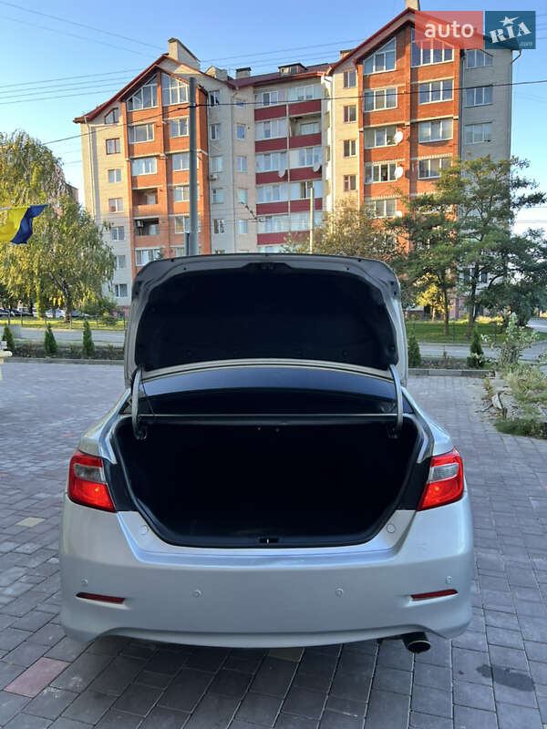 Седан Toyota Camry 2011 в Тернополі