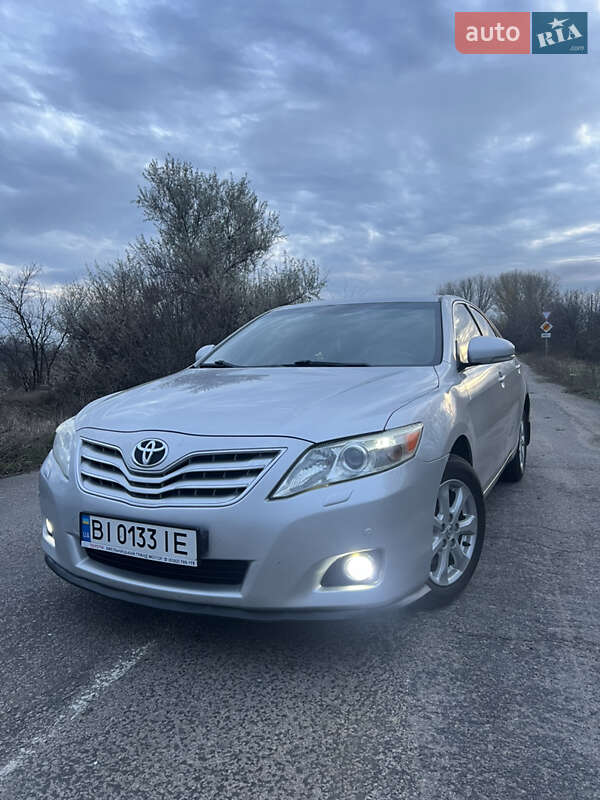 Toyota Camry 2011