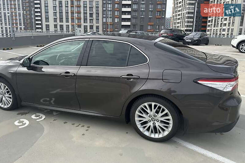 Седан Toyota Camry 2020 в Киеве фото 4 Седан Toyota Camry 2020 в Киеве