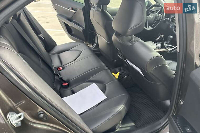 Седан Toyota Camry 2020 в Киеве фото 9 Седан Toyota Camry 2020 в Киеве
