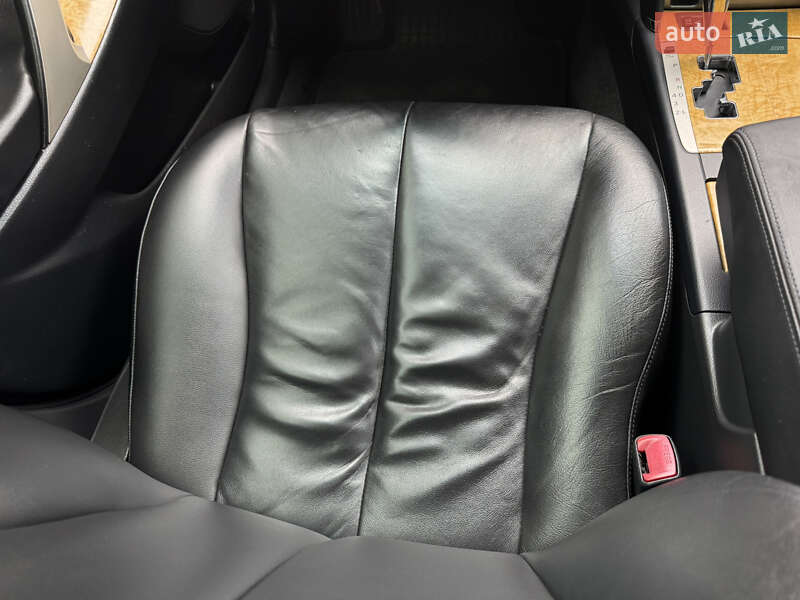 Седан Toyota Camry 2007 в Днепре