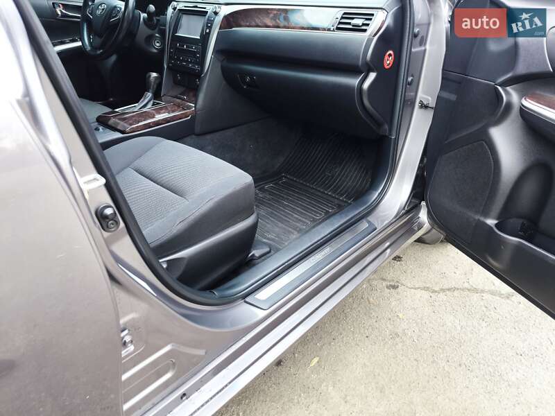 Седан Toyota Camry 2016 в Смеле