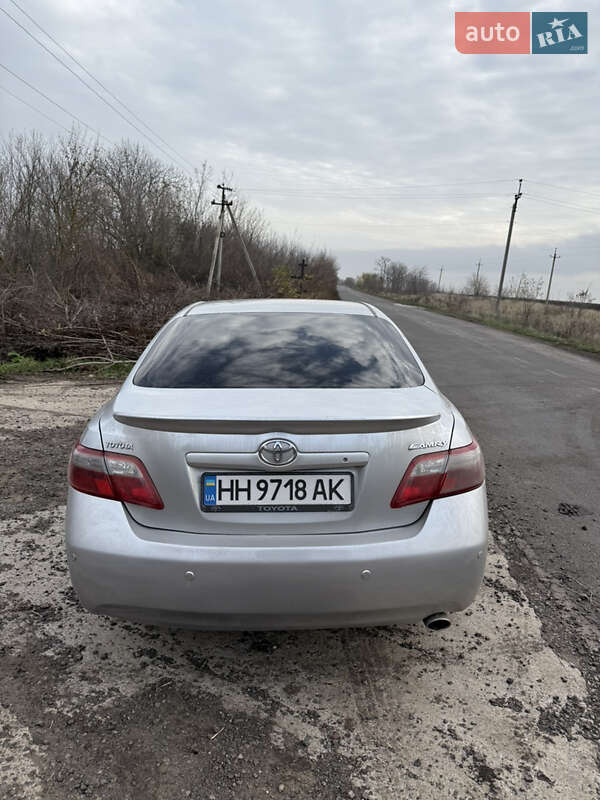 Седан Toyota Camry 2007 в Кривом Озере