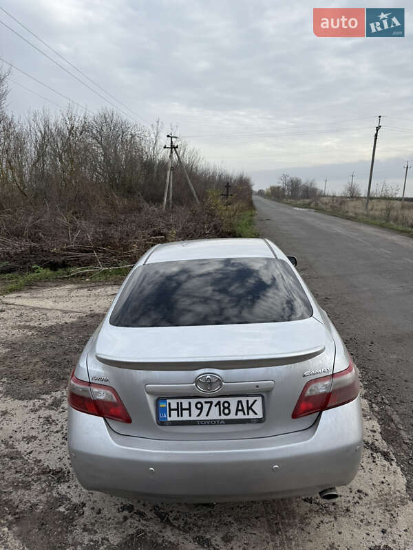 Седан Toyota Camry 2007 в Кривом Озере
