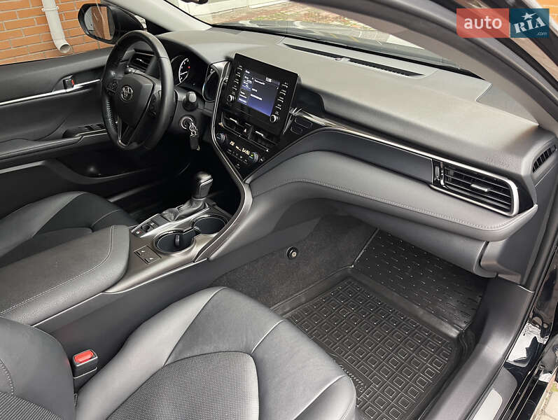 Седан Toyota Camry 2021 в Киеве фото 31 Седан Toyota Camry 2021 в Киеве