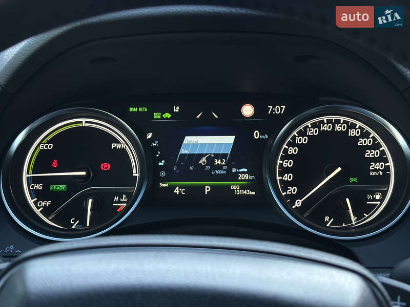 Седан Toyota Camry 2021 в Киеве