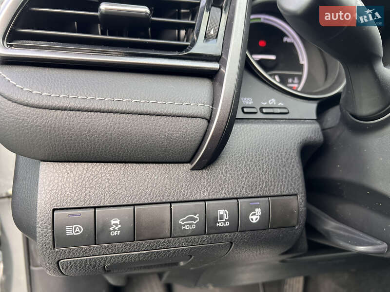 Седан Toyota Camry 2022 в Умани фото 26 Седан Toyota Camry 2022 в Умани