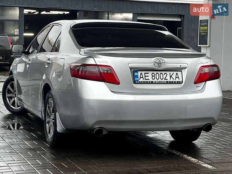 Седан Toyota Camry 2007 в Днепре