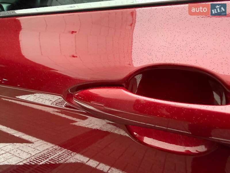 Седан Toyota Camry 2018 в Киеве