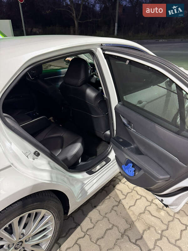 Седан Toyota Camry 2019 в Львове фото 24 Седан Toyota Camry 2019 в Львове