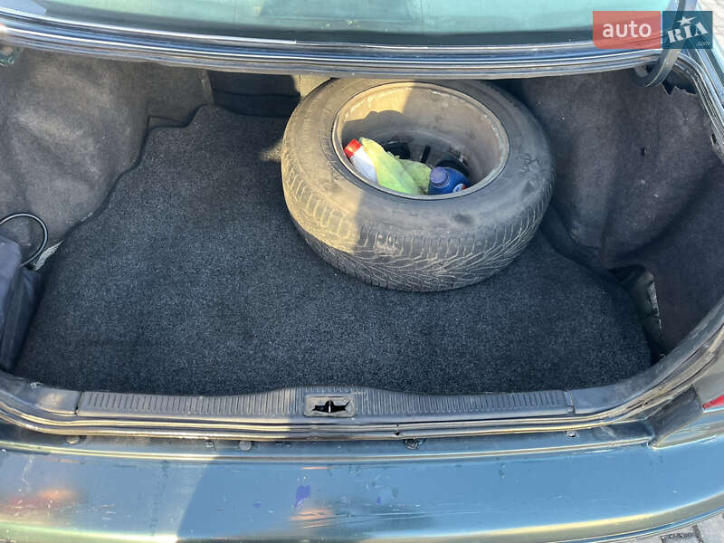 Седан Toyota Camry 1998 в Подольске