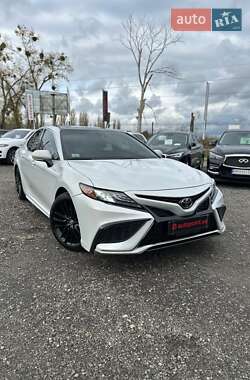Седан Toyota Camry 2024 в Білогородці