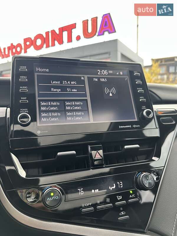 Седан Toyota Camry 2024 в Белогородке