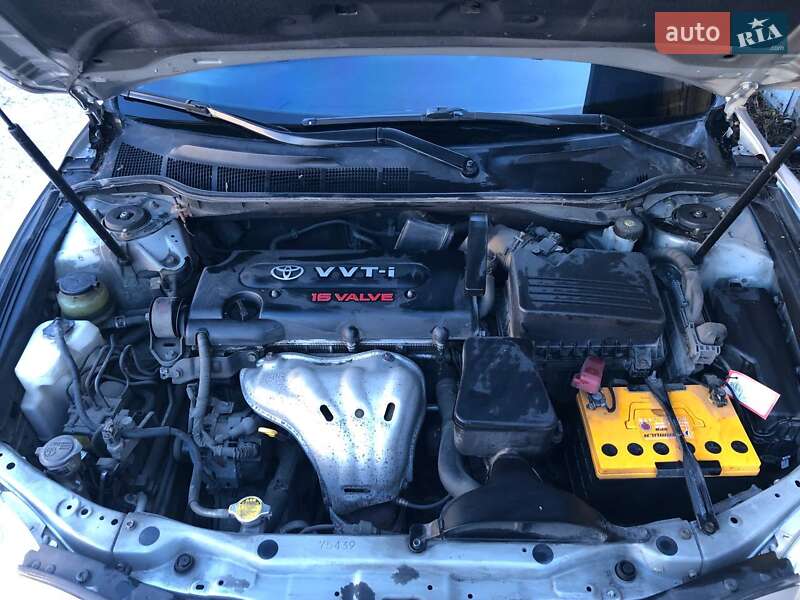 Седан Toyota Camry 2008 в Киеве