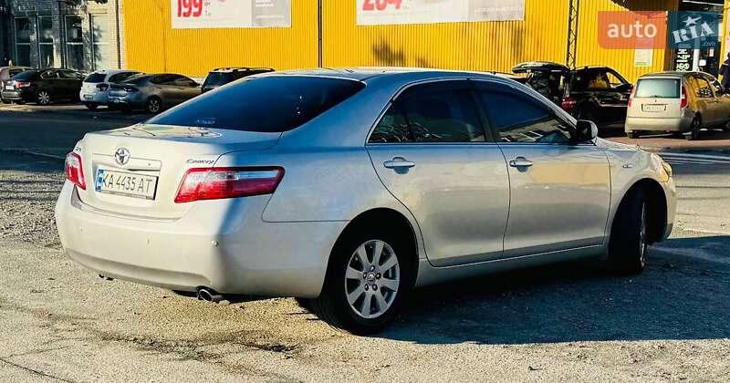 Седан Toyota Camry 2008 в Киеве