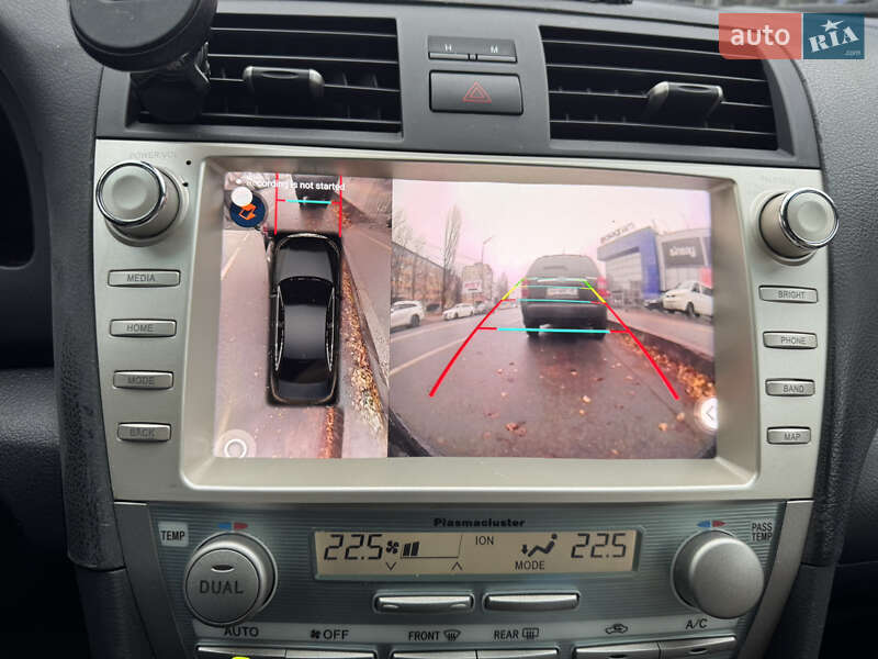 Седан Toyota Camry 2008 в Калиновке