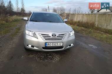 Седан Toyota Camry 2008 в Мостиській