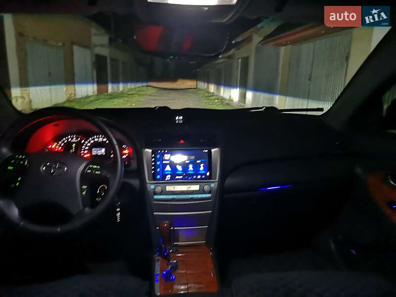 Седан Toyota Camry 2008 в Мостиске