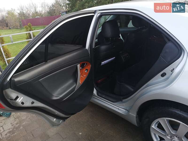 Седан Toyota Camry 2008 в Мостиске