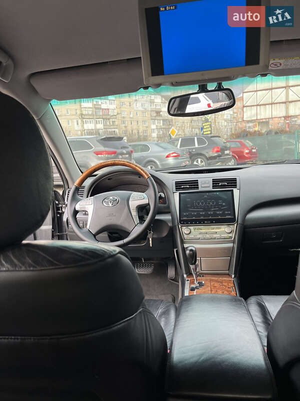 Седан Toyota Camry 2007 в Кропивницком