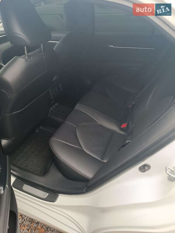 Седан Toyota Camry 2018 в Виннице фото 8 Седан Toyota Camry 2018 в Виннице