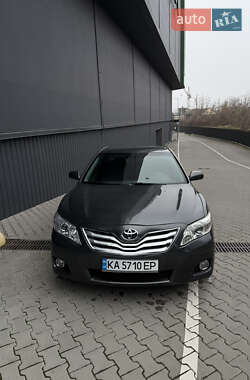 Седан Toyota Camry 2009 в Тернополе