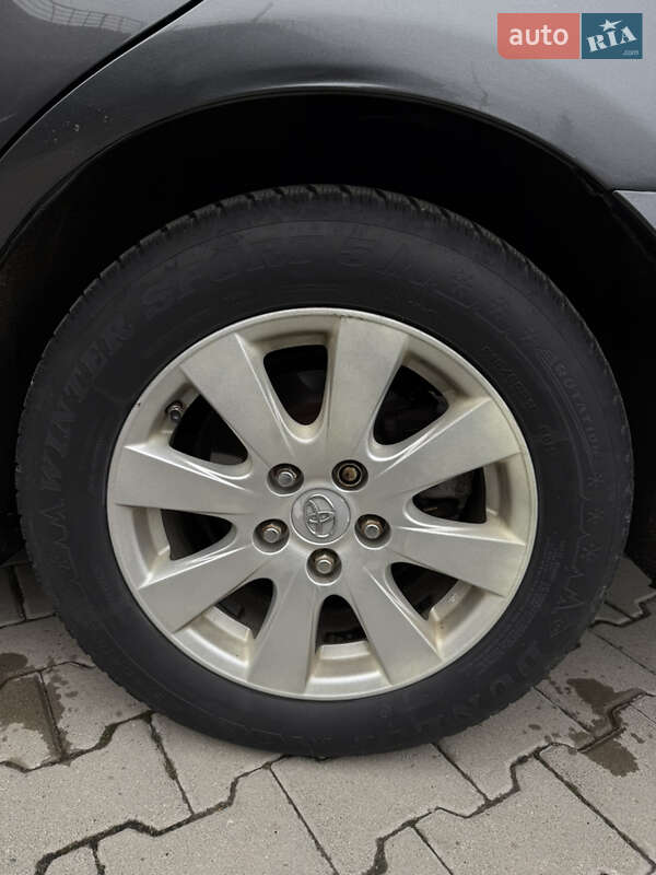 Седан Toyota Camry 2009 в Тернополе