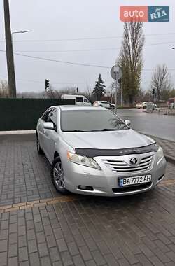 Седан Toyota Camry 2007 в Киеве