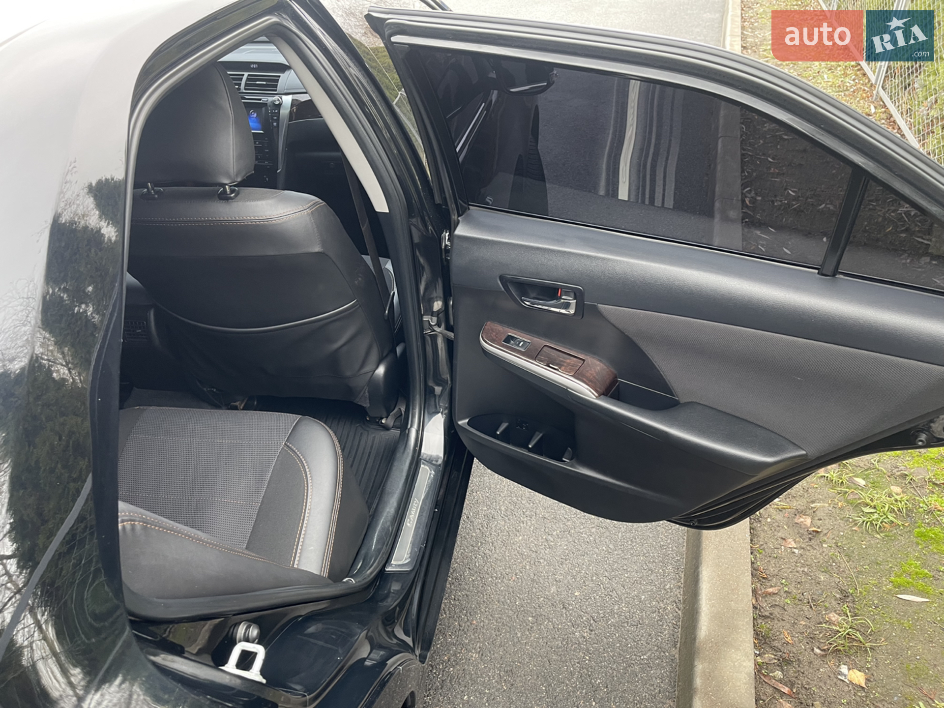 2014 Toyota Camry - мініатюра 22