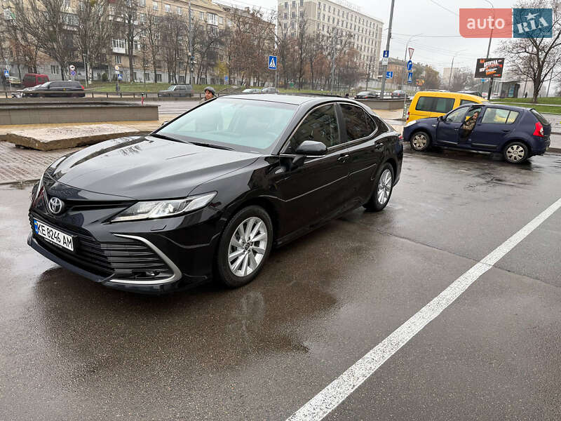 Toyota Camry 2024