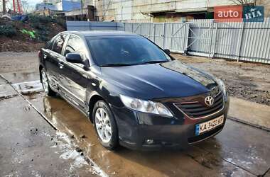 Седан Toyota Camry 2007 в Киеве